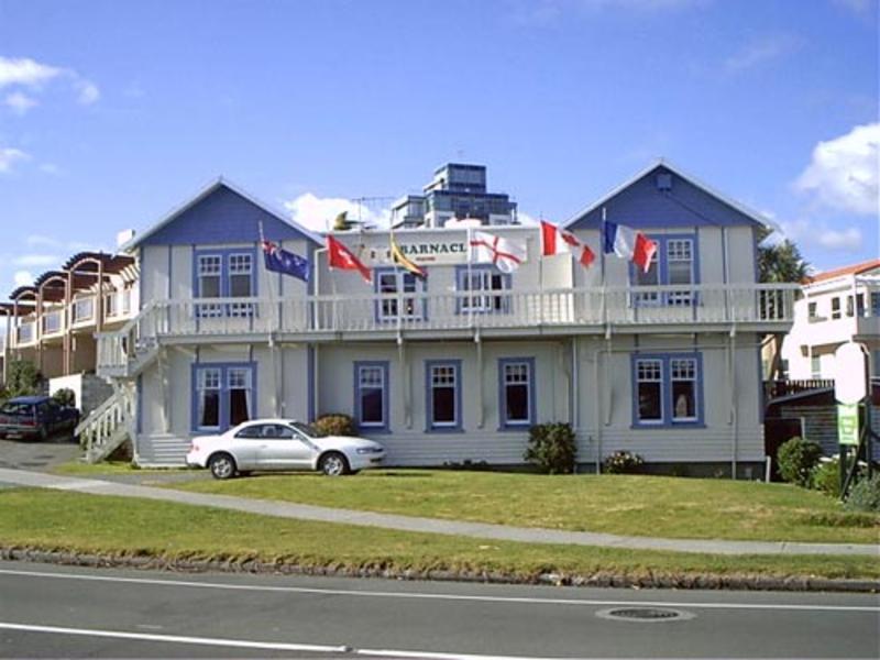 Barnacles Seaside Inn ปาราปาราออมู ภายนอก รูปภาพ